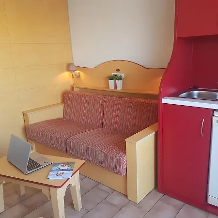 Goelia Aguylene Aparthotel 3*